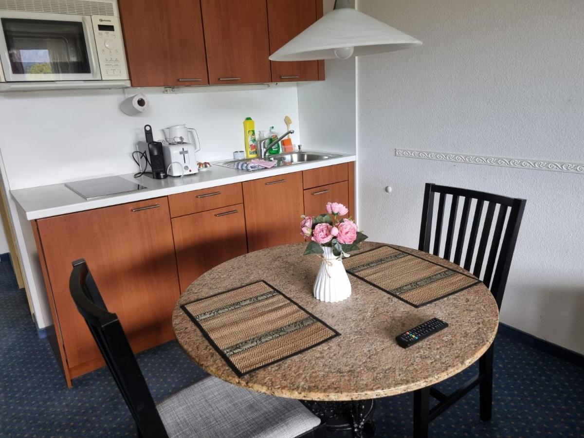 Priv. Apartment Bei Swiss Holiday Park Morschach Luaran gambar